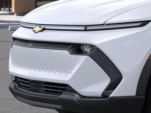 New 2026 Chevrolet Equinox EV LT image 37