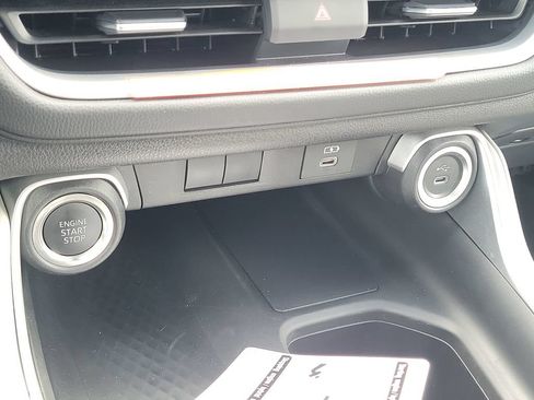 New 2026 Toyota Grand Highlander FWD image 17