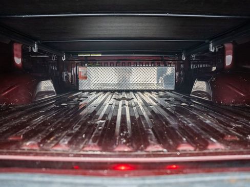 Used 2011 Ford F250 Lariat w/ Chrome Pkg image 9