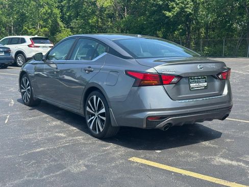 Used 2022 Nissan Altima 2.5 SR FWD image 7