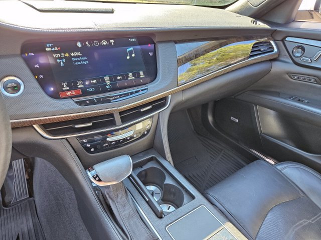 Used 2018 Cadillac CT6 Luxury RWD image 21