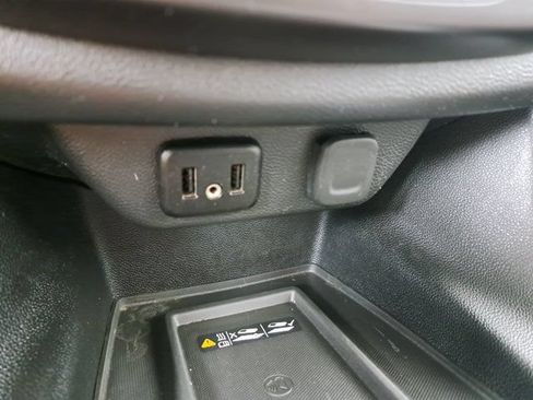 Used 2019 Chevrolet Traverse Premier w/ LPO, Blackout Package AWD/4WD image 14