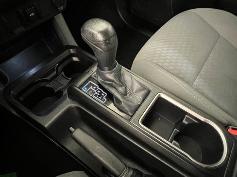 Used 2021 Toyota Tacoma SR w/ SR Convenience Package image 16