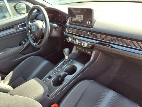 Used 2025 Honda Civic Sport image 27