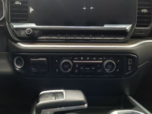 Used 2024 Chevrolet Silverado 1500 RST image 24