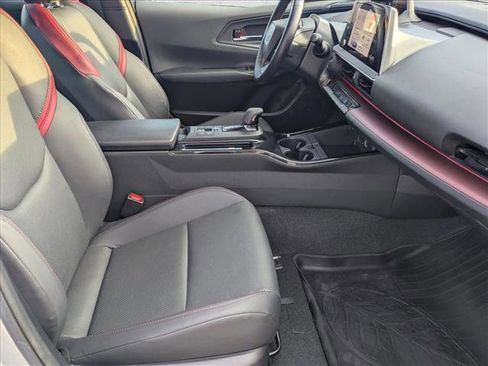 Used 2023 Toyota Prius Prime FWD image 19