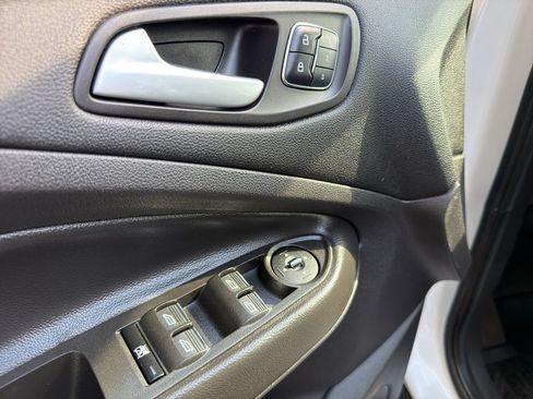 Used 2014 Ford Escape Titanium w/ Equipment Group 401A AWD/4WD image 19