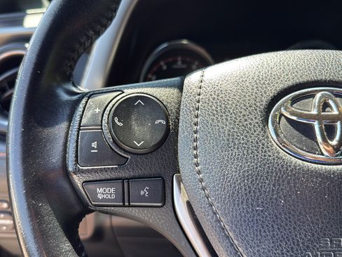 Used 2016 Toyota RAV4 SE w/ Advanced Technology Package AWD/4WD image 22