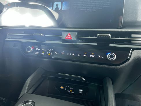 New 2026 Kia Sportage S image 25