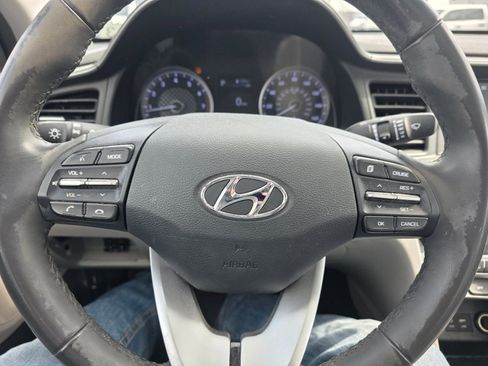 Used 2020 Hyundai Elantra Value Edition image 13