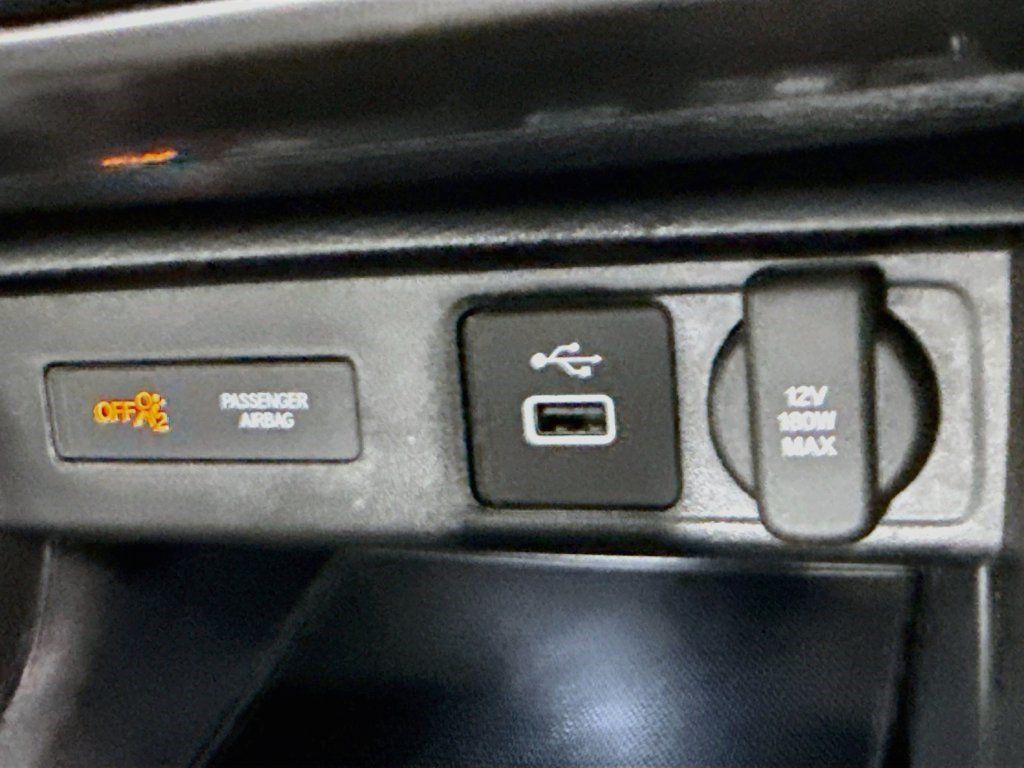 Used 2024 Acura Integra FWD image 40