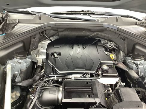 Used 2024 Genesis GV80 2.5T image 9