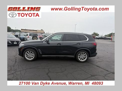 Used 2022 BMW X5 xDrive40i w/ Executive Package AWD/4WD image 1