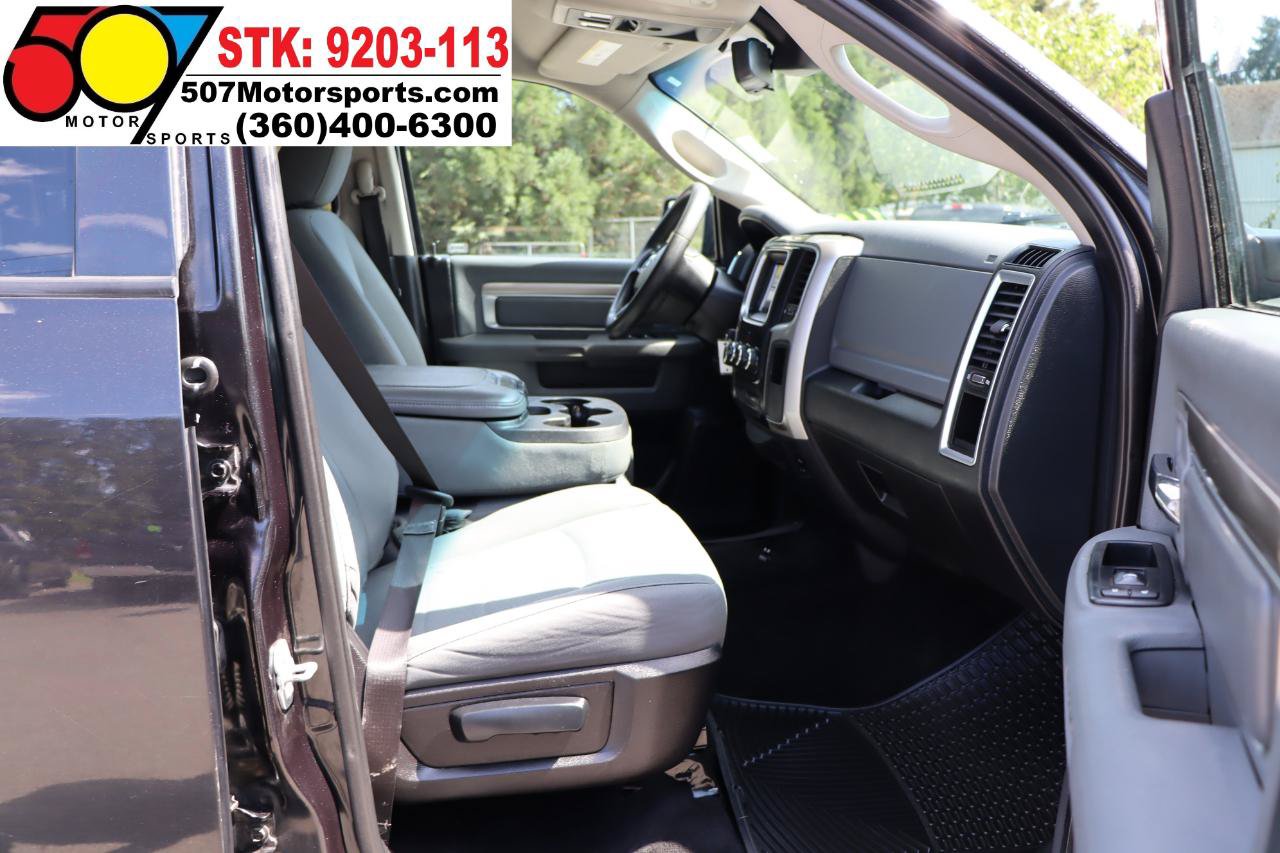Used 2016 RAM 1500 Classic SLT AWD/4WD image 19