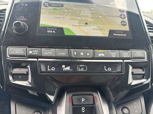 Used 2023 Honda Odyssey Touring image 10