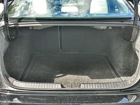Used 2023 Volkswagen Jetta SE w/ Panoramic Sunroof Package FWD image 17