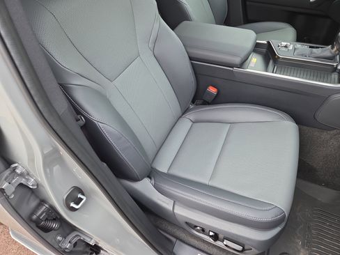 Certified 2025 Lexus GX 550 550 Premium+ image 16