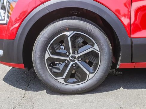 New 2026 Kia Niro LX FWD image 28