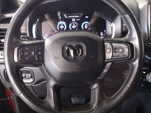 Used 2023 RAM 1500 Limited AWD/4WD image 3