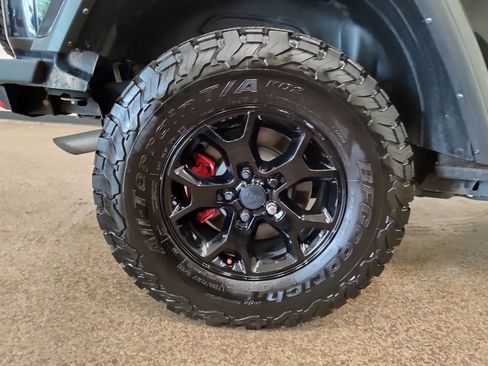 Used 2021 Jeep Wrangler Rubicon AWD/4WD image 23