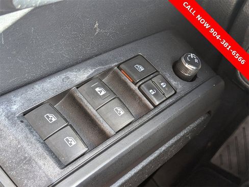 Used 2016 Toyota Tacoma SR image 23