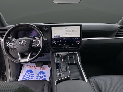 Used 2024 Lexus GX 550 image 5