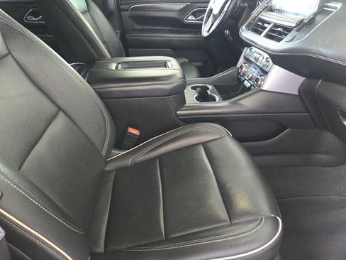 Used 2021 GMC Yukon SLT w/ SLT Luxury Plus Package image 14
