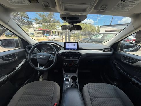 Used 2022 Ford Escape SE w/ Convenience Package FWD image 18