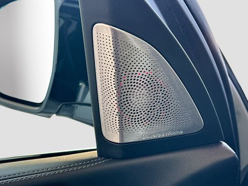 Certified 2024 BMW X7 M60i w/ Executive Package AWD/4WD image 19