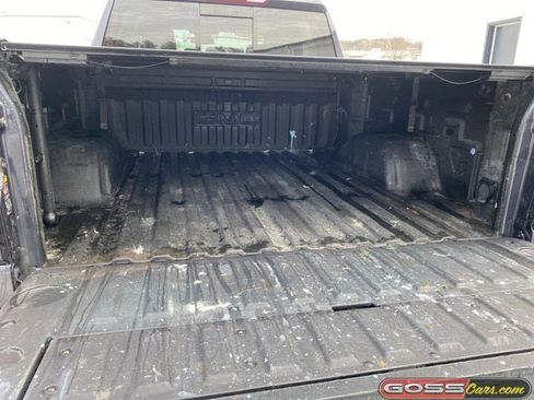 Used 2022 GMC Sierra 1500 SLT w/ SLT Premium Plus Package image 10