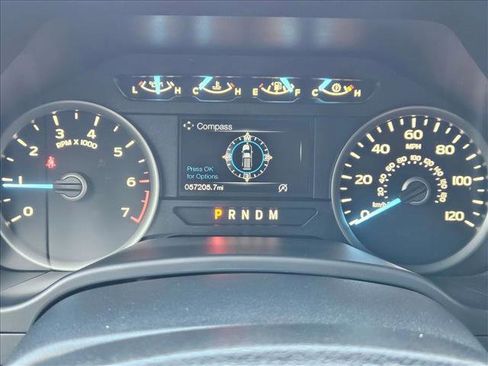 Used 2018 Ford F150 XLT w/ Equipment Group 302A Luxury AWD/4WD image 11