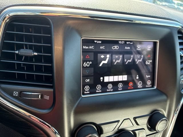Used 2020 Jeep Grand Cherokee Laredo AWD/4WD image 26