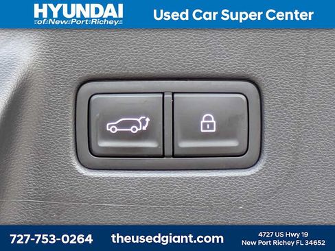 Certified 2025 Hyundai Santa Fe SEL FWD image 13