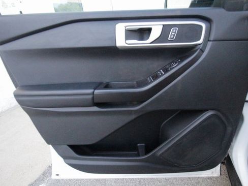 Used 2020 Ford Explorer 4WD image 18