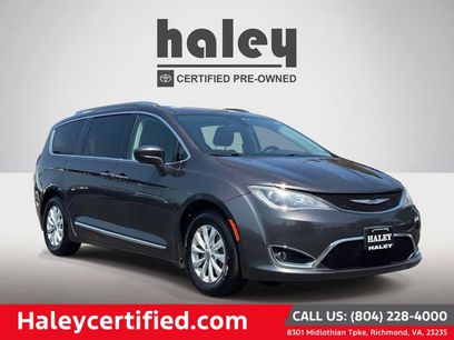 Used 2019 Chrysler Pacifica Touring-L