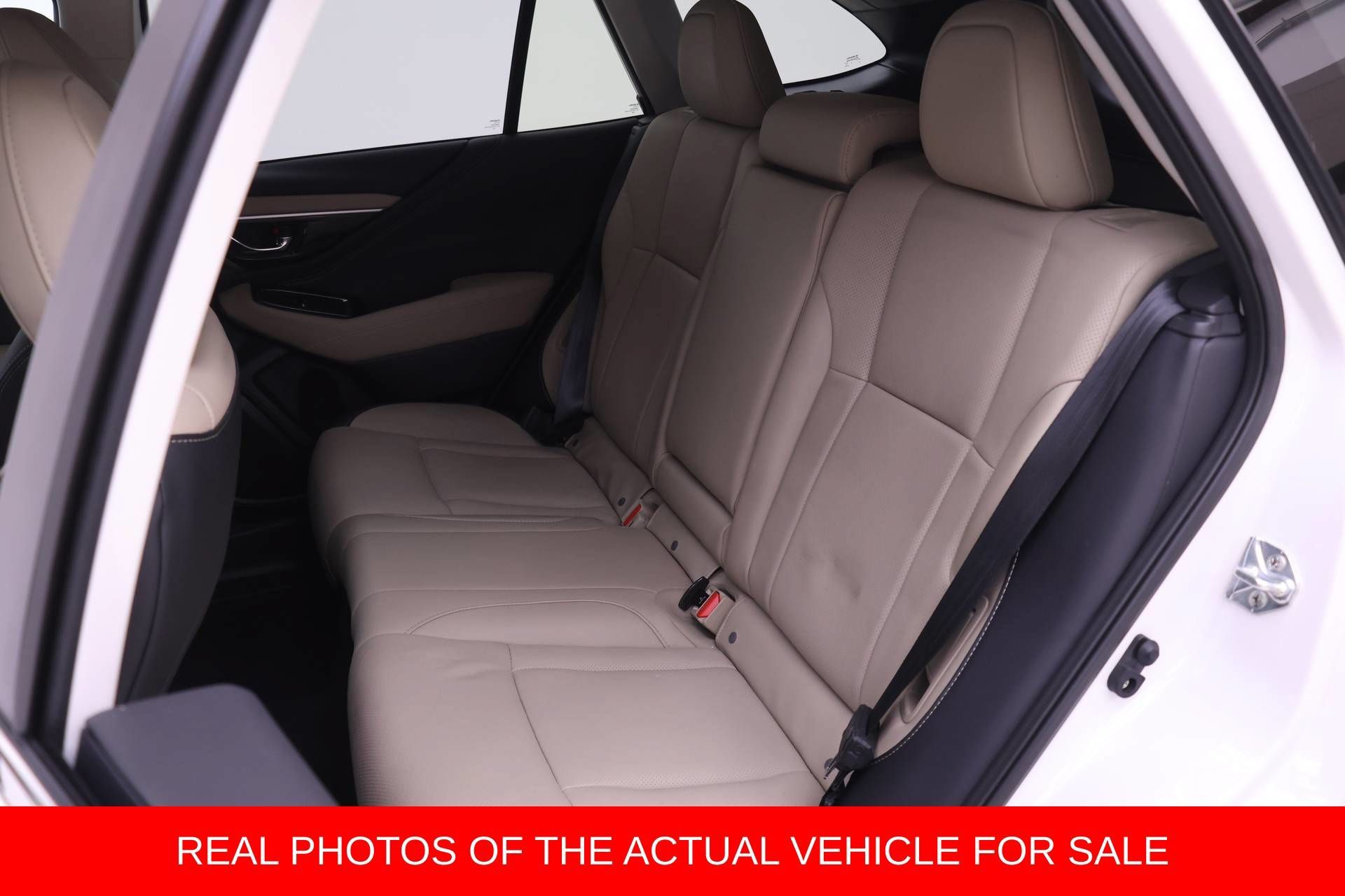 Used 2025 Subaru Outback Limited w/ Popular Package #2 AWD/4WD image 9