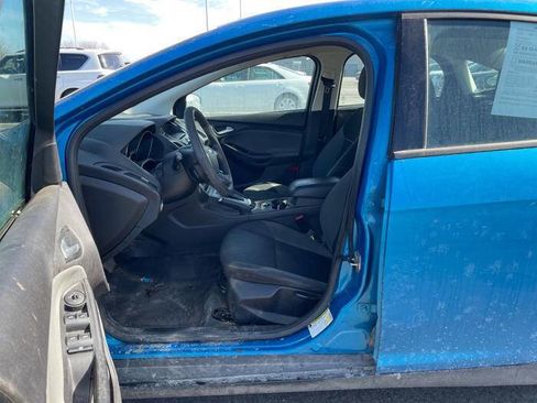 Used 2014 Ford Focus SE w/ SE Winter Package image 23