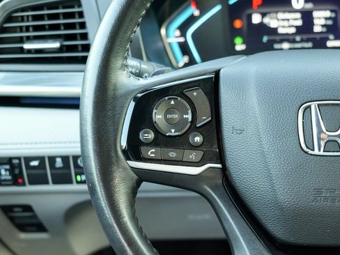 Used 2023 Honda Odyssey Elite image 46