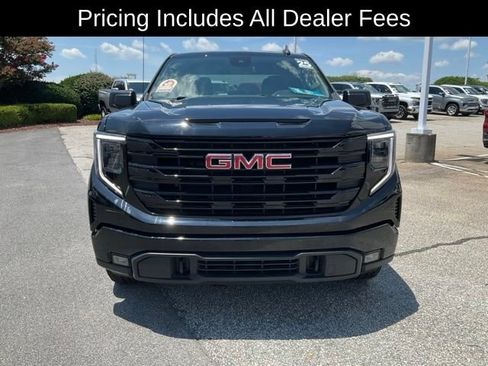 Used 2025 GMC Sierra 1500 Elevation AWD/4WD image 2