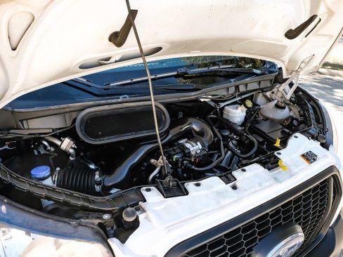 Used 2022 Ford Transit 250 Medium Roof image 45