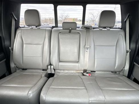 Used 2015 Ford F150 Lariat image 26