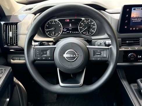 Certified 2026 Nissan Pathfinder S FWD image 15