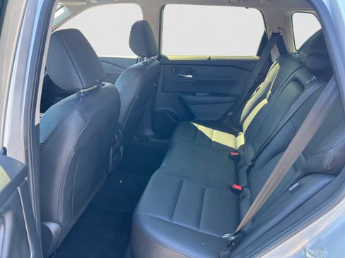 Certified 2024 Nissan Rogue SV w/ SV Premium Package AWD/4WD image 11