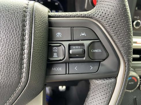 Used 2025 Toyota Tacoma TRD Sport RWD image 33
