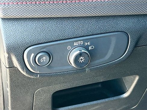 Used 2024 Chevrolet TrailBlazer RS w/ Convenience Package image 10