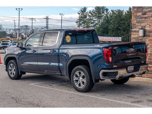 Used 2023 GMC Sierra 1500 SLE w/ X31 Off-Road Package image 5