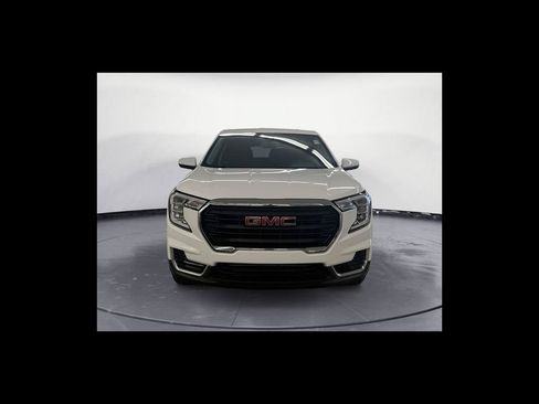 Used 2022 GMC Terrain SLE FWD image 9