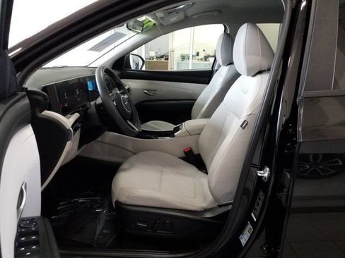 Used 2025 Hyundai Tucson SEL FWD image 12