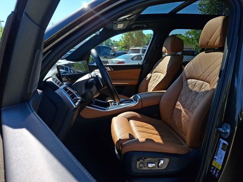 Used 2024 BMW X5 xDrive40i w/ Premium Package AWD/4WD image 14