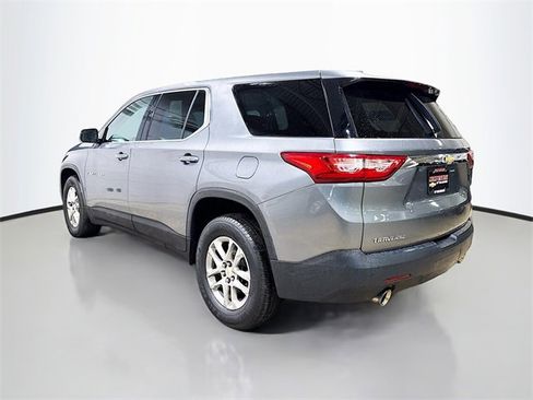 Used 2018 Chevrolet Traverse LS image 9